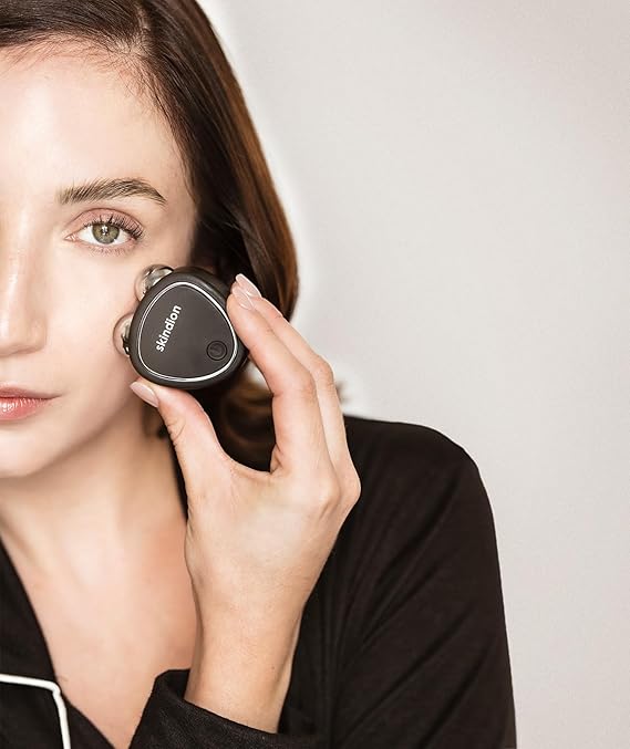 Rejuvenecimiento Facial - Dispositivo con Tecnología de Microcorriente