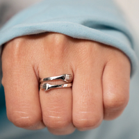 Anillo Abrazo Infinito Ajustable